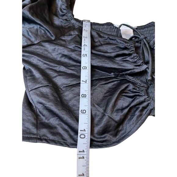 NWOT Kirious Black Long Sleeve Crop Top Tie Front Elastic Back Peek a Boo Large - Picture 7 of 8